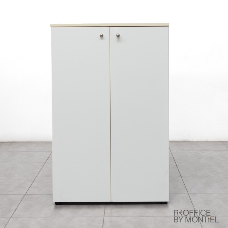 gallery-item