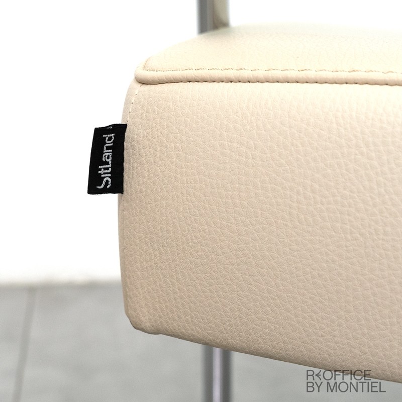 gallery-item
