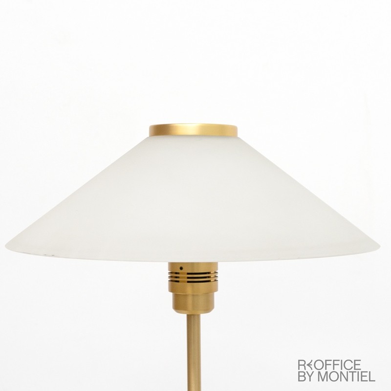 gallery-item
