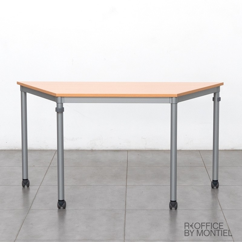 gallery-item