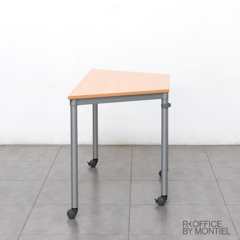 gallery-item