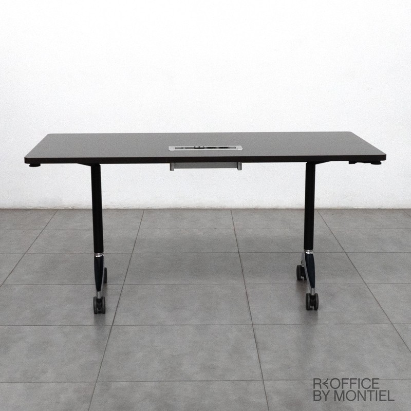gallery-item