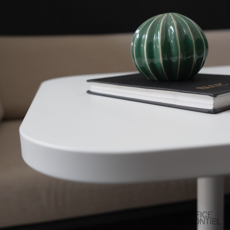 gallery-item