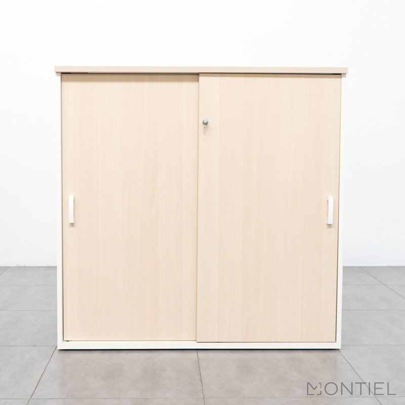 gallery-item