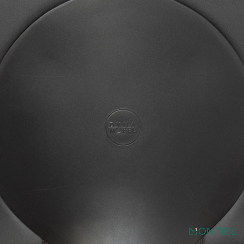 gallery-item