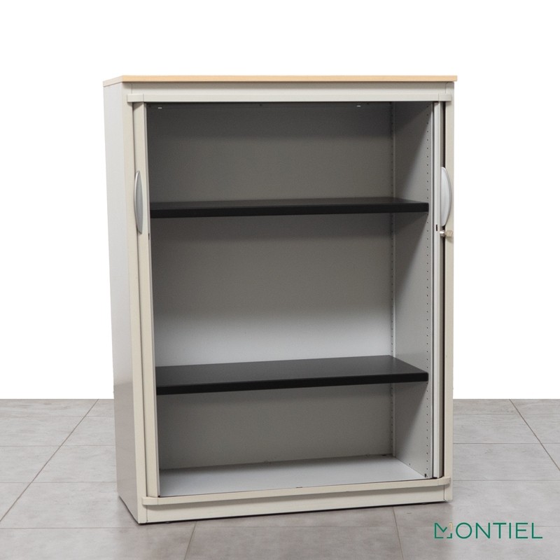 gallery-item