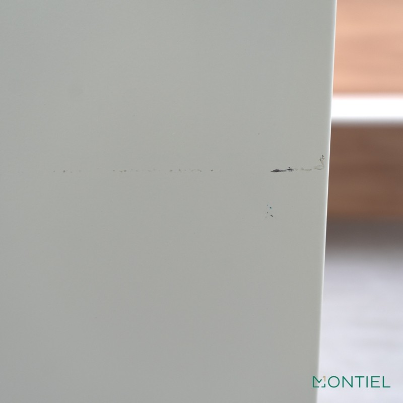 gallery-item
