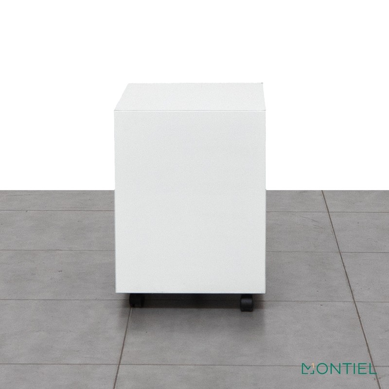 gallery-item