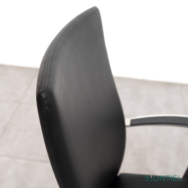 gallery-item