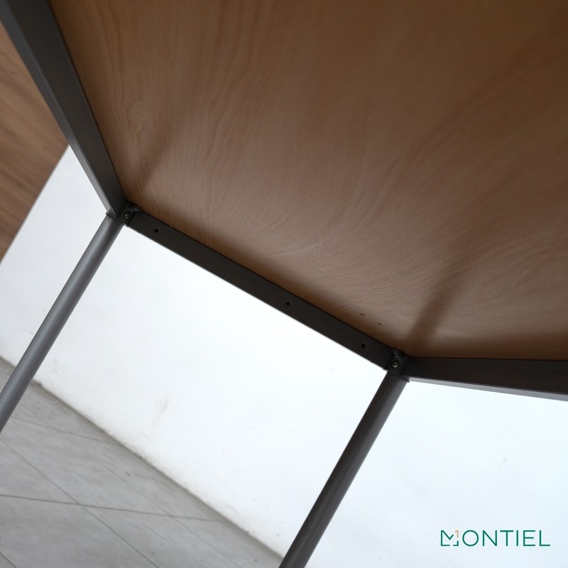 gallery-item