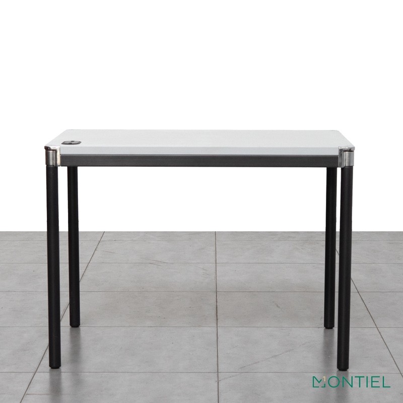 gallery-item