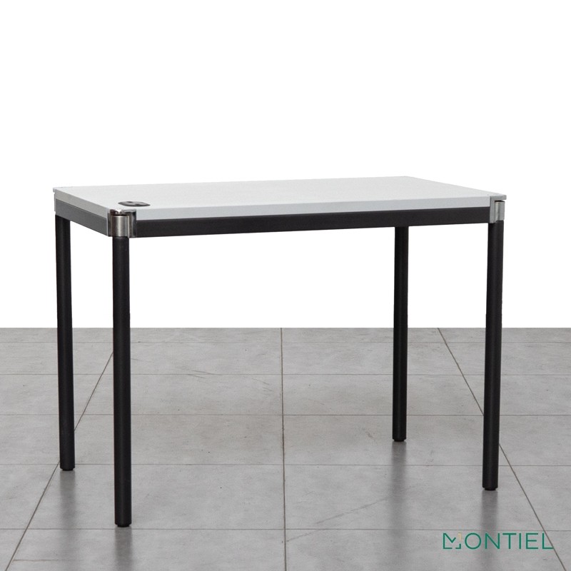 gallery-item