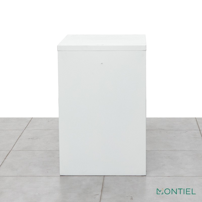 gallery-item