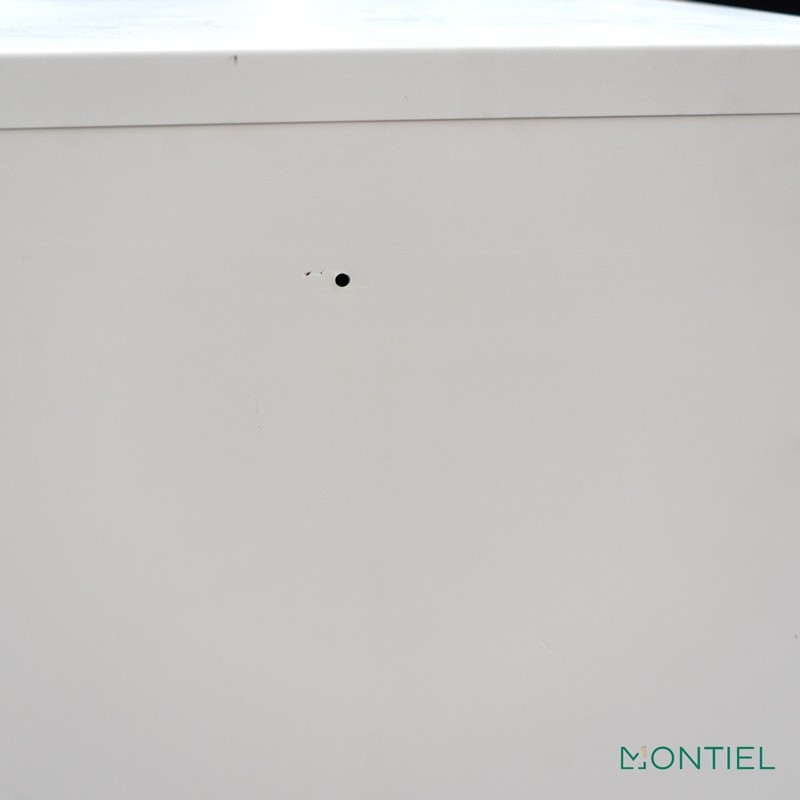 gallery-item
