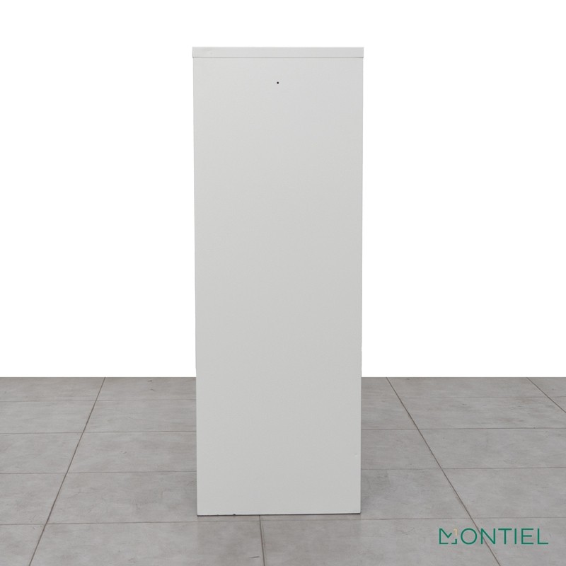 gallery-item