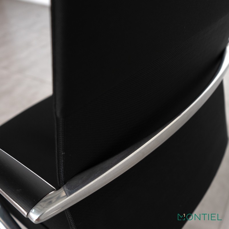 gallery-item