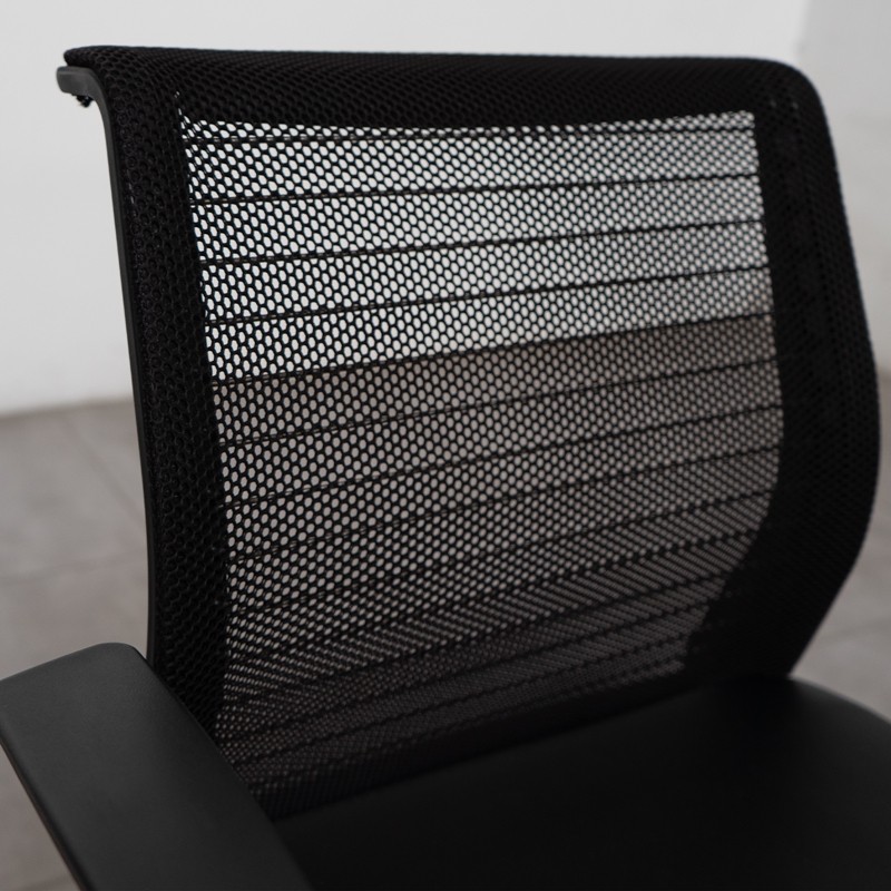 gallery-item