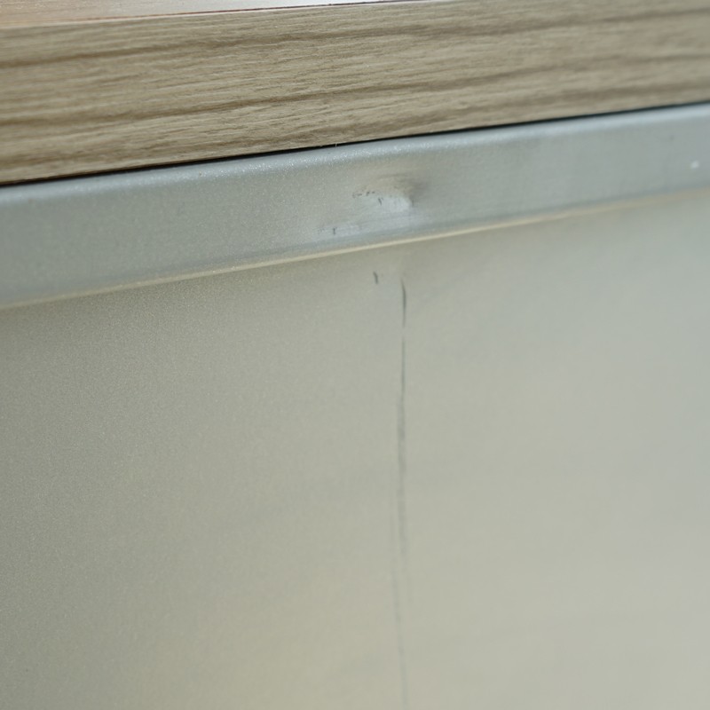 gallery-item