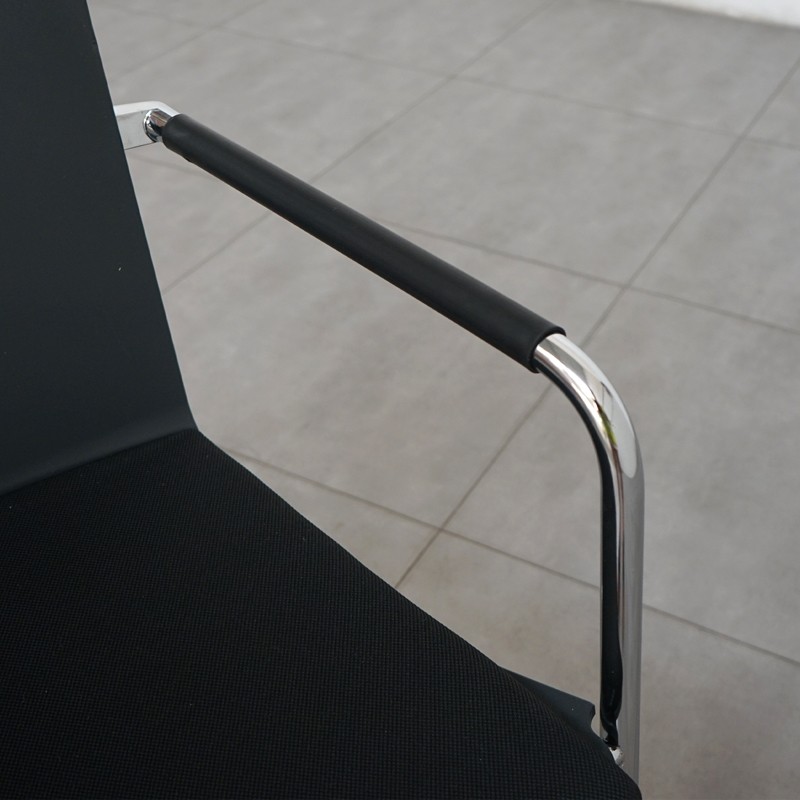 gallery-item
