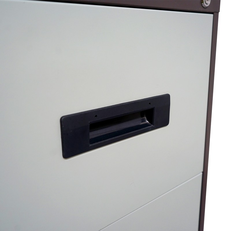 gallery-item
