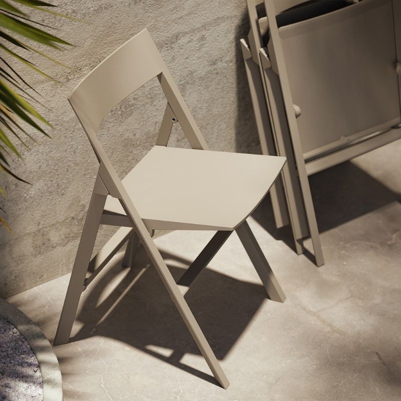 gallery-item