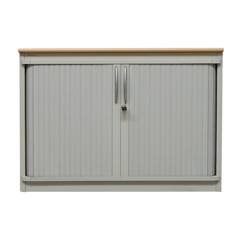 gallery-item