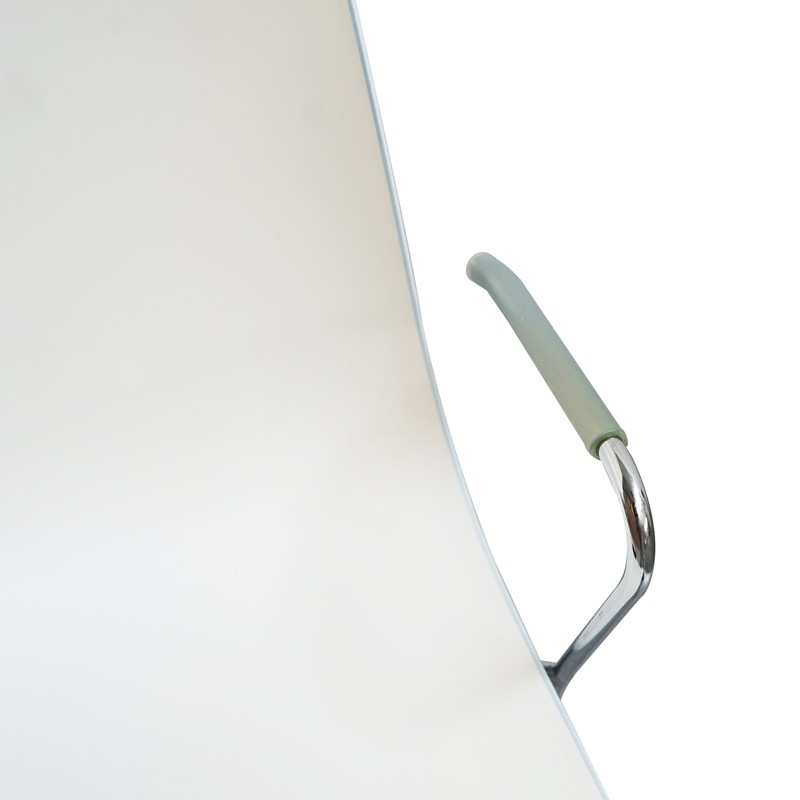 gallery-item