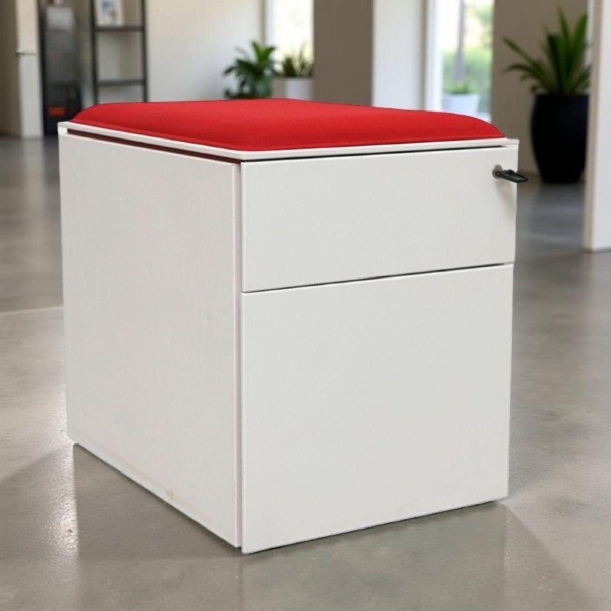 gallery-item