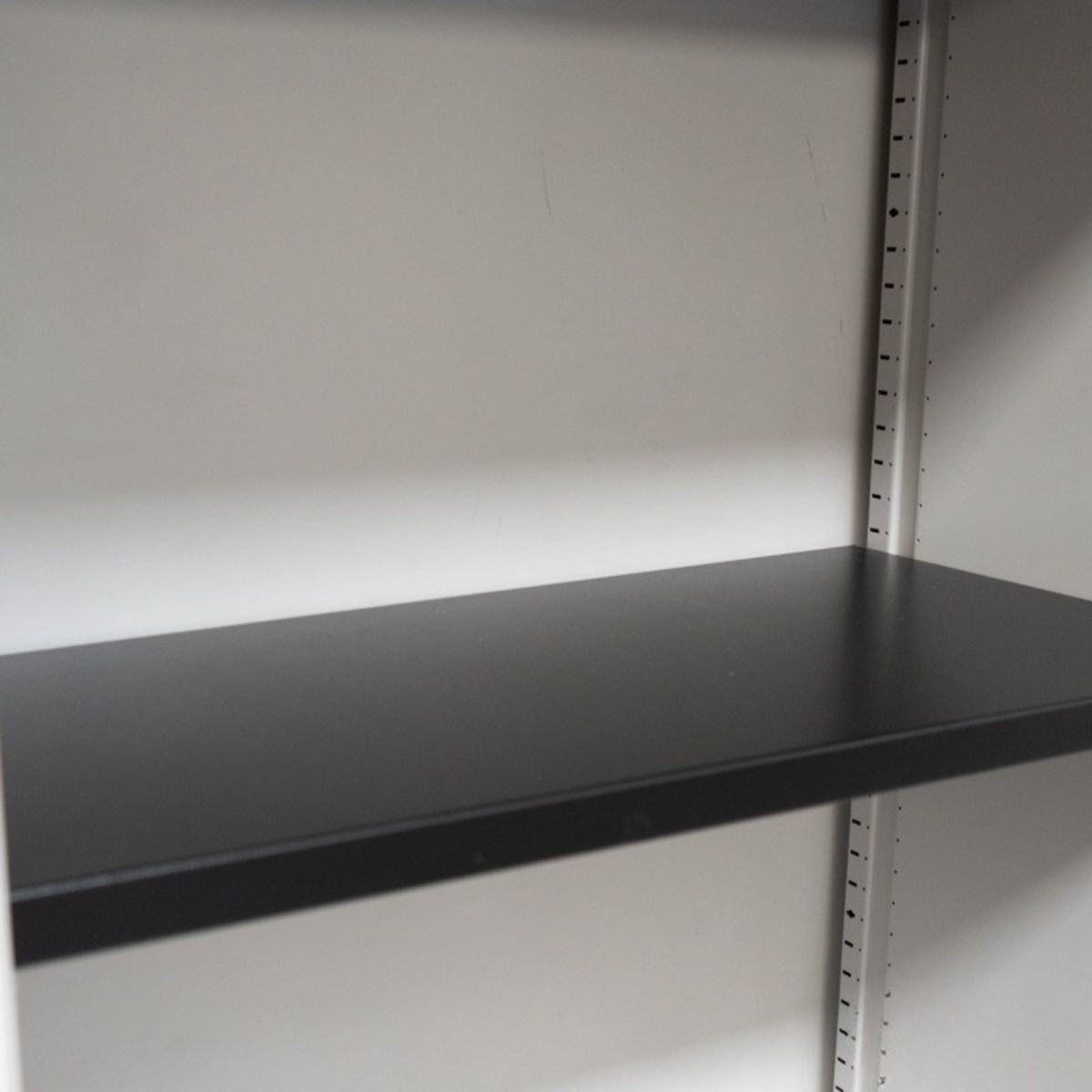 gallery-item