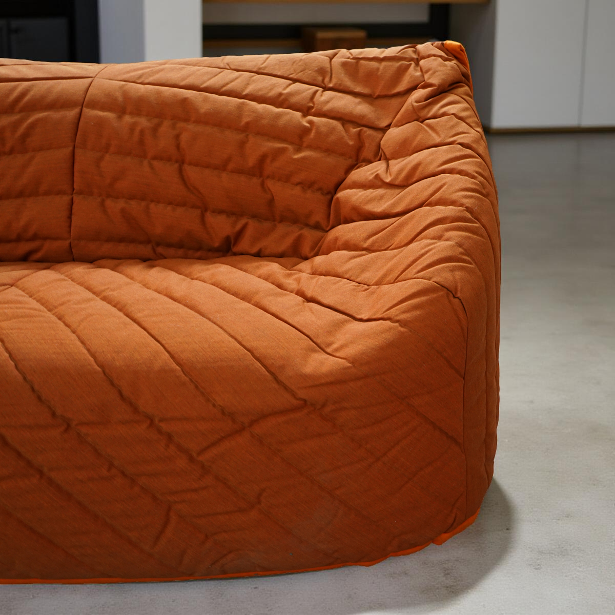 gallery-item