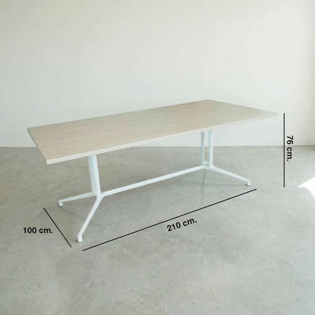 gallery-item