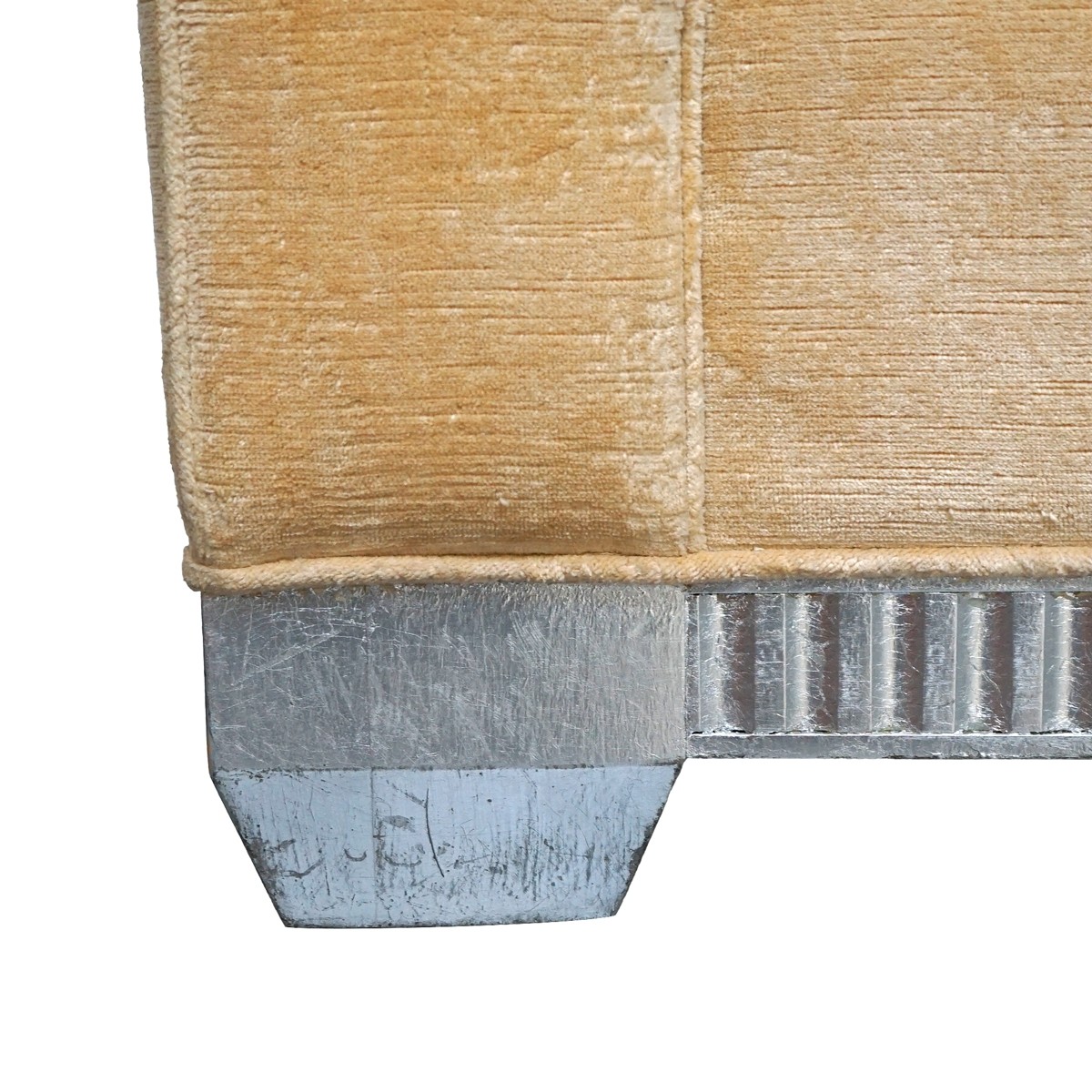 gallery-item