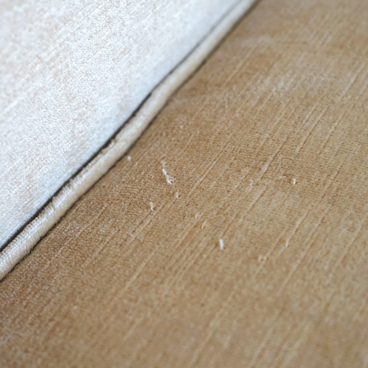 gallery-item