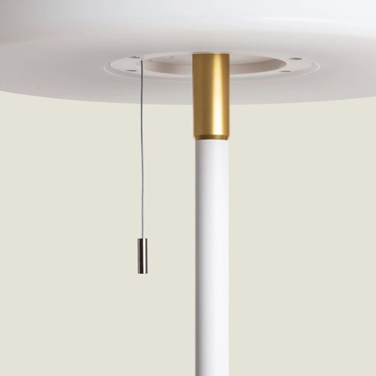 gallery-item