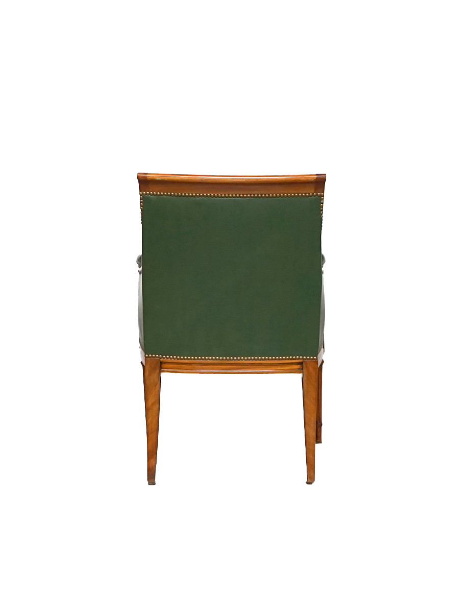 gallery-item