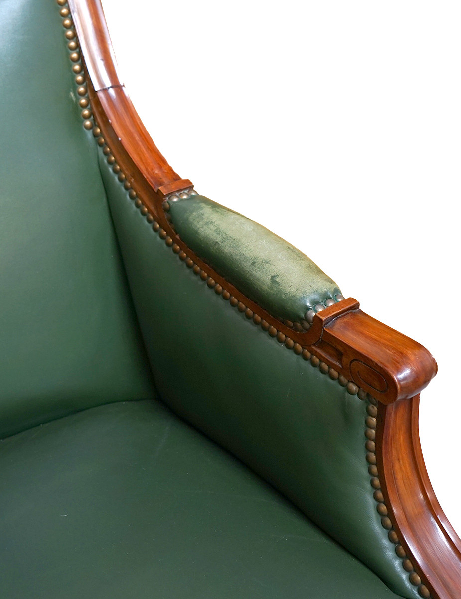 gallery-item