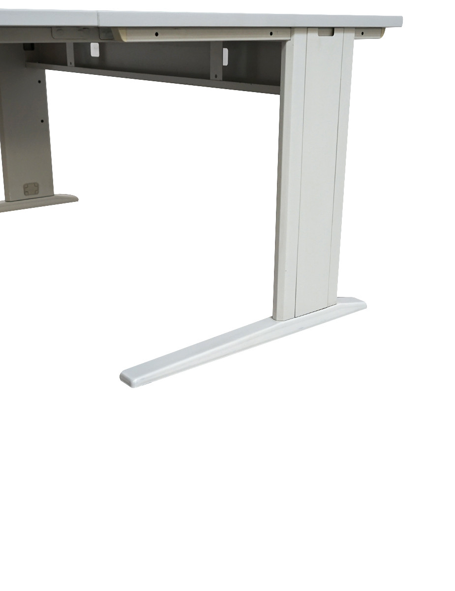 gallery-item