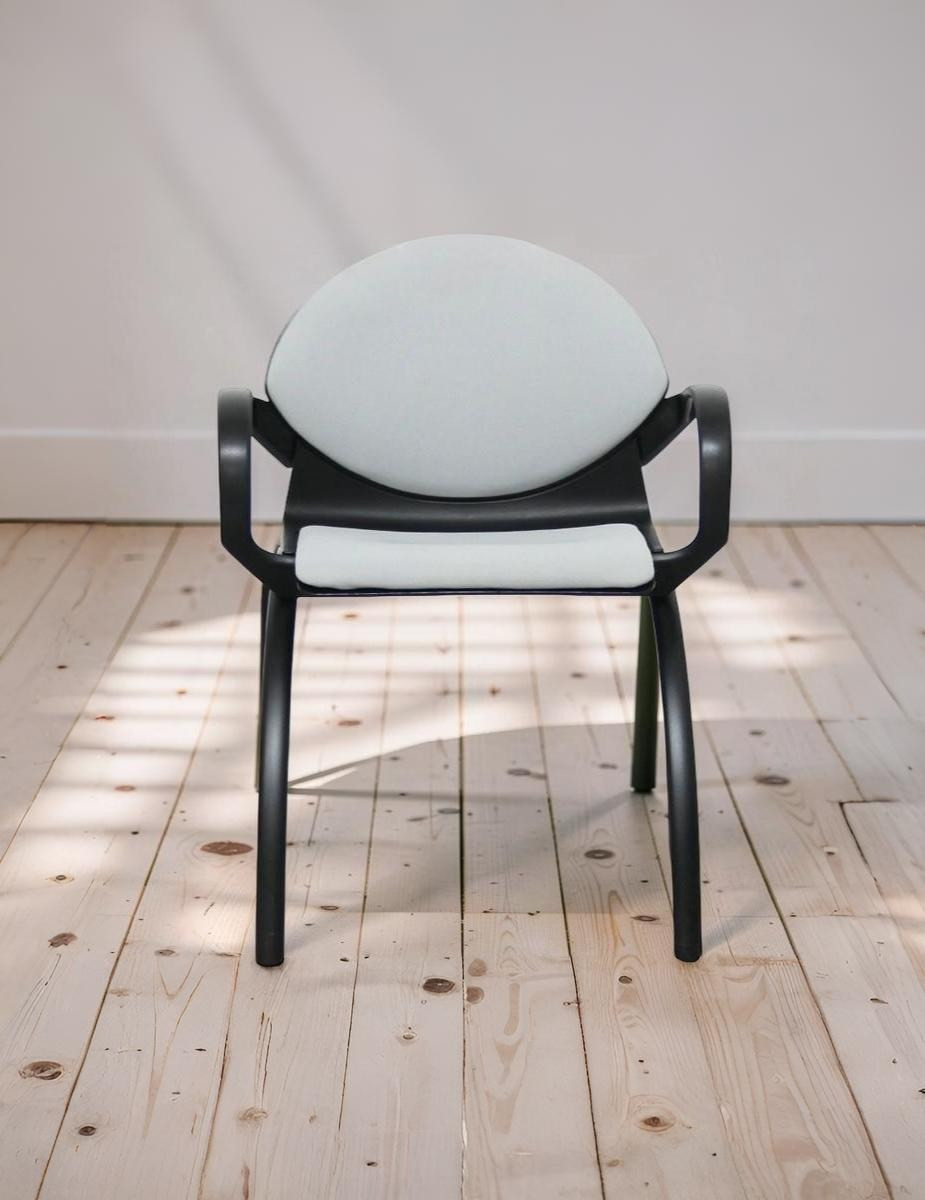 gallery-item