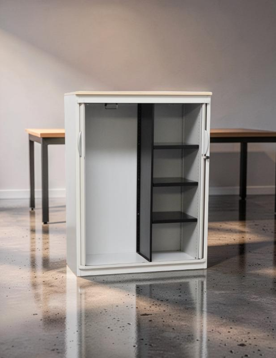 gallery-item