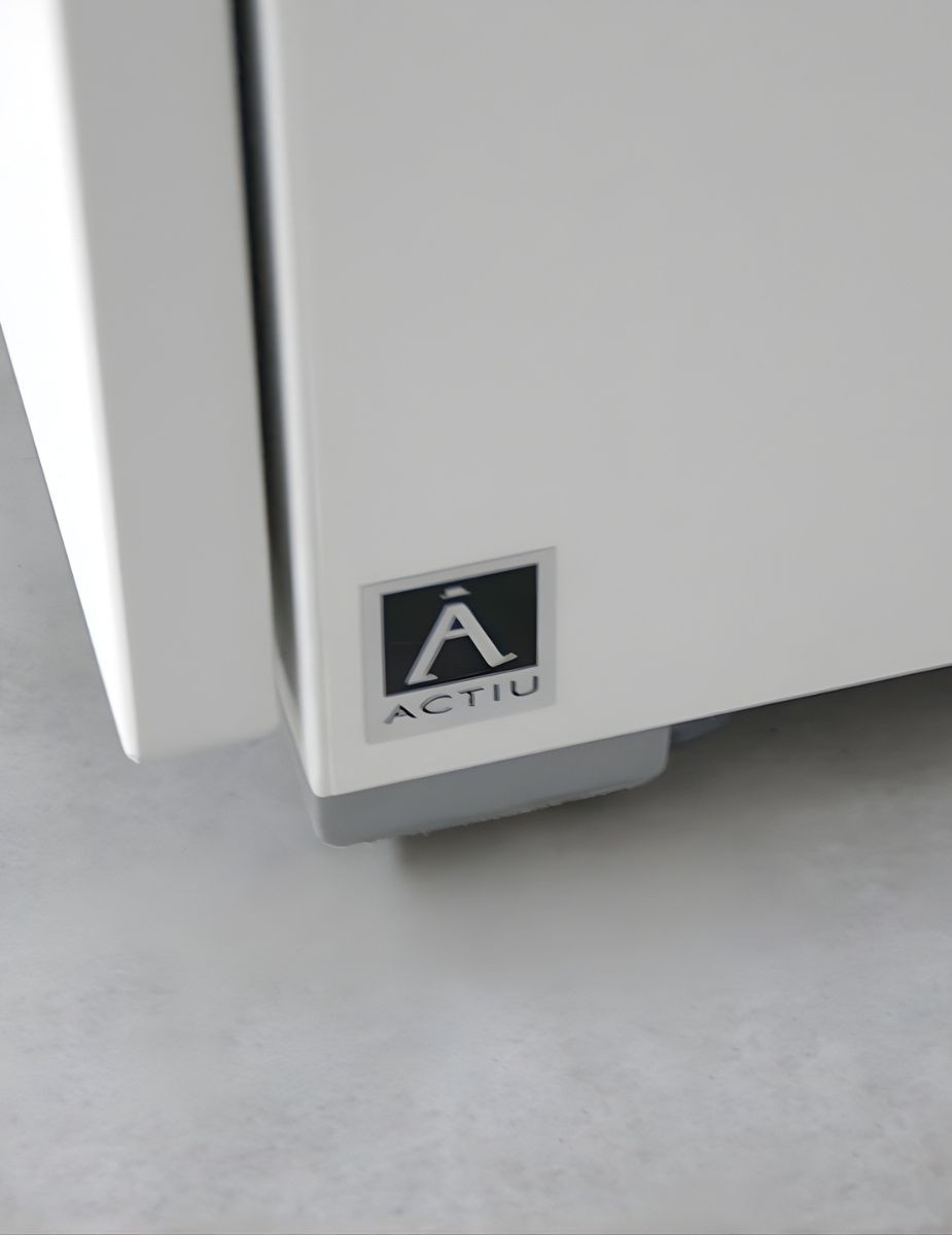 gallery-item