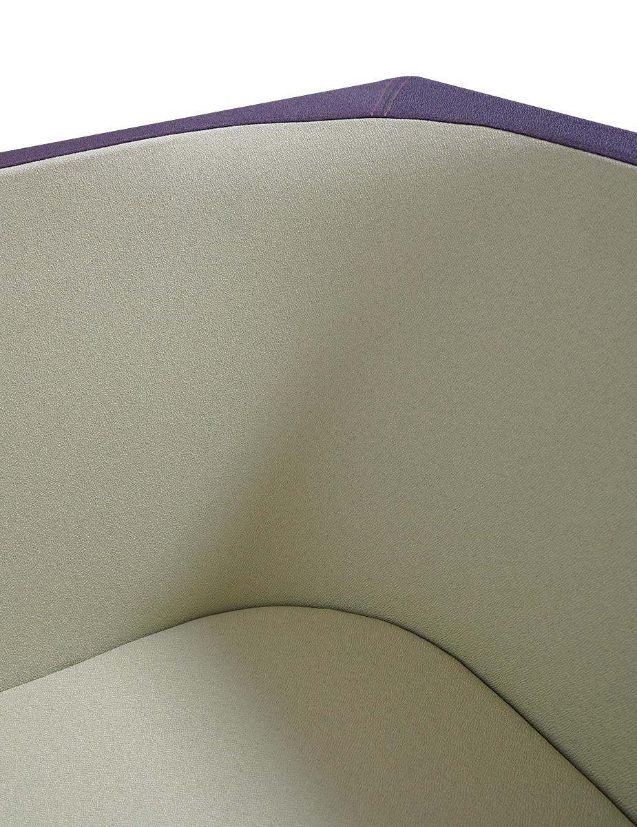 gallery-item