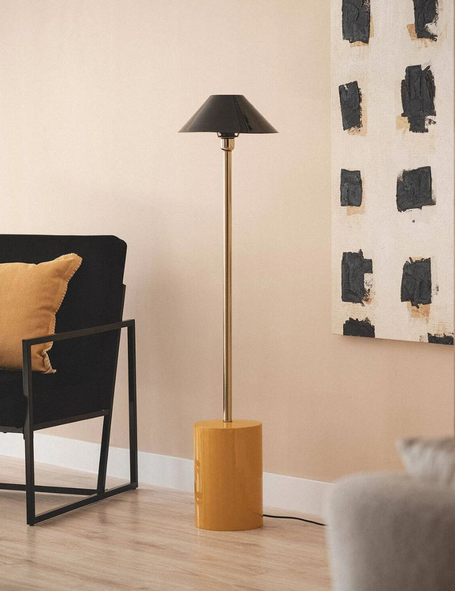 gallery-item