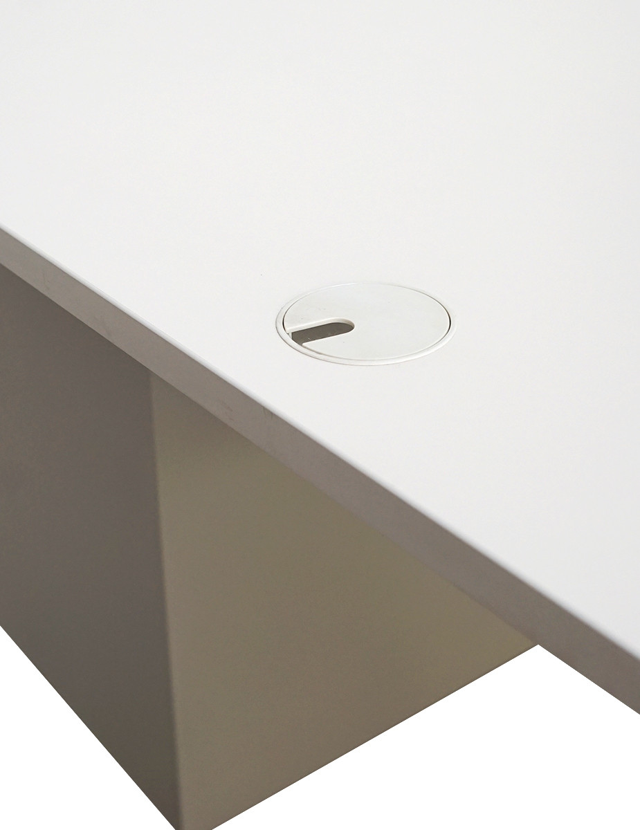 gallery-item