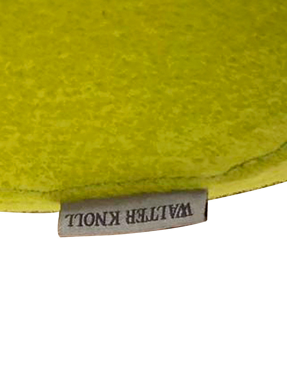 gallery-item
