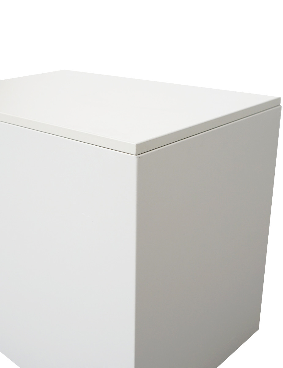gallery-item