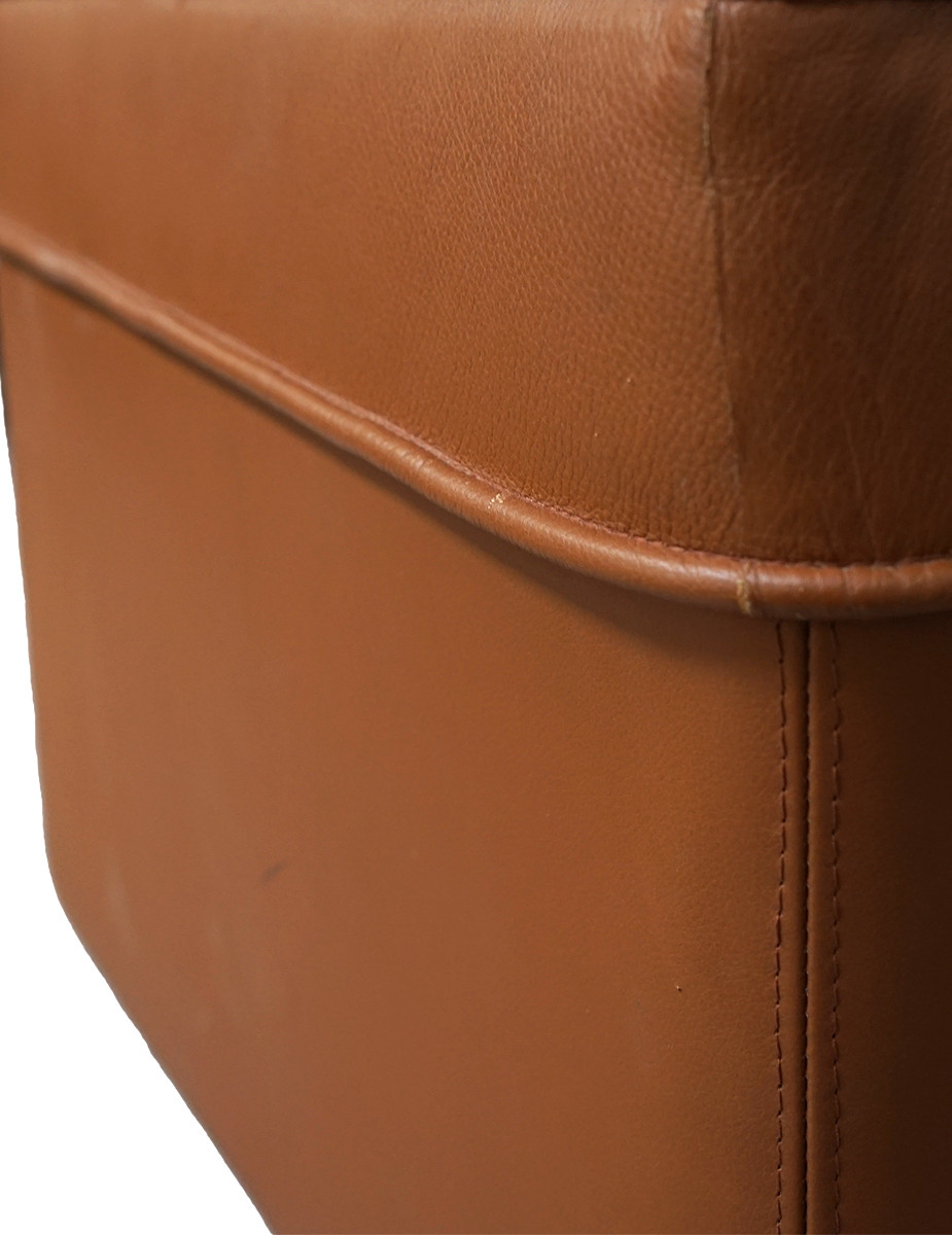 gallery-item