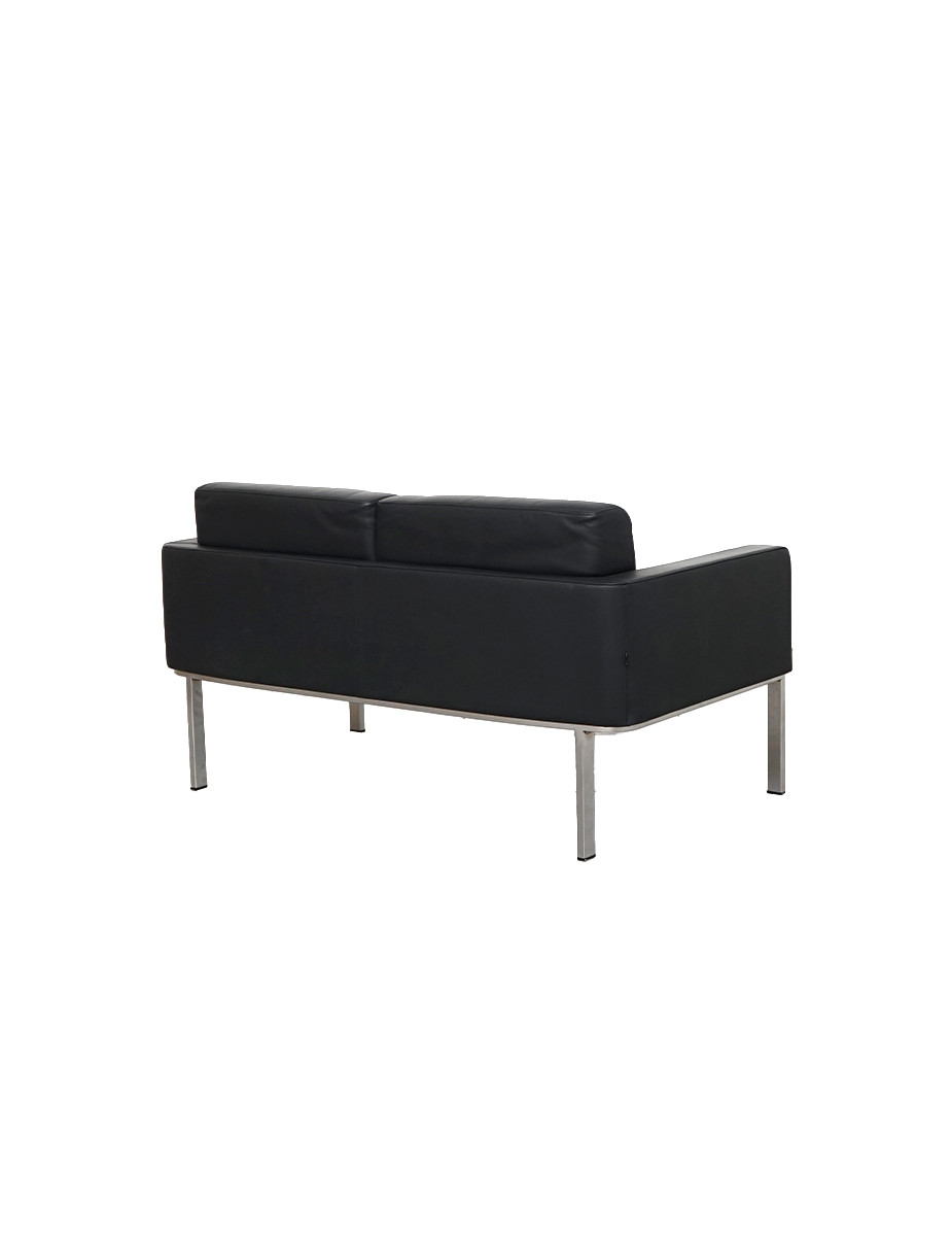 gallery-item