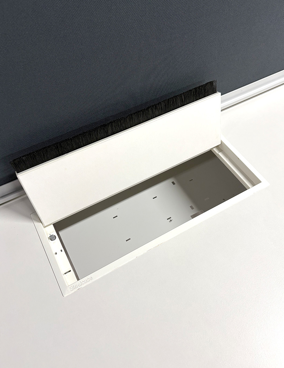 gallery-item