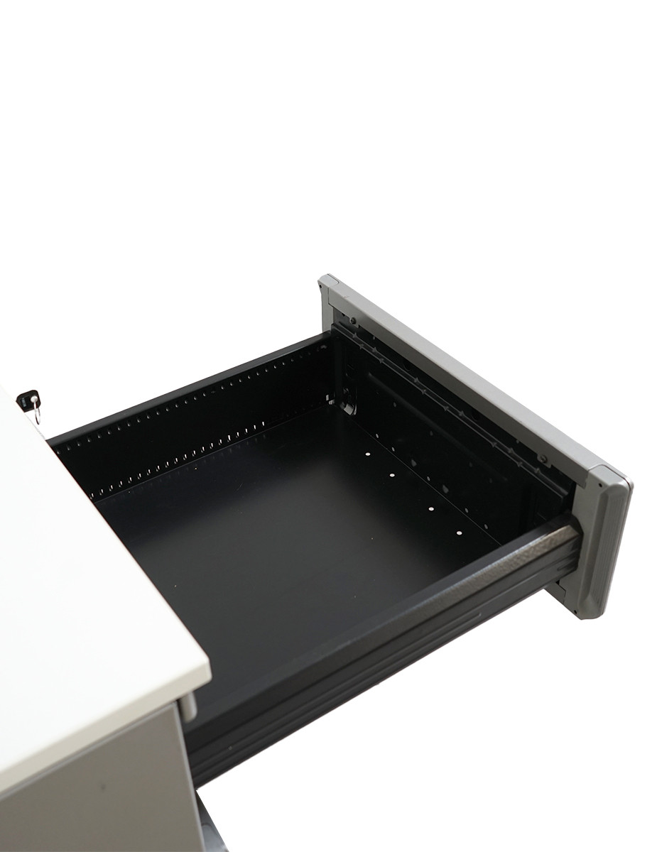 gallery-item