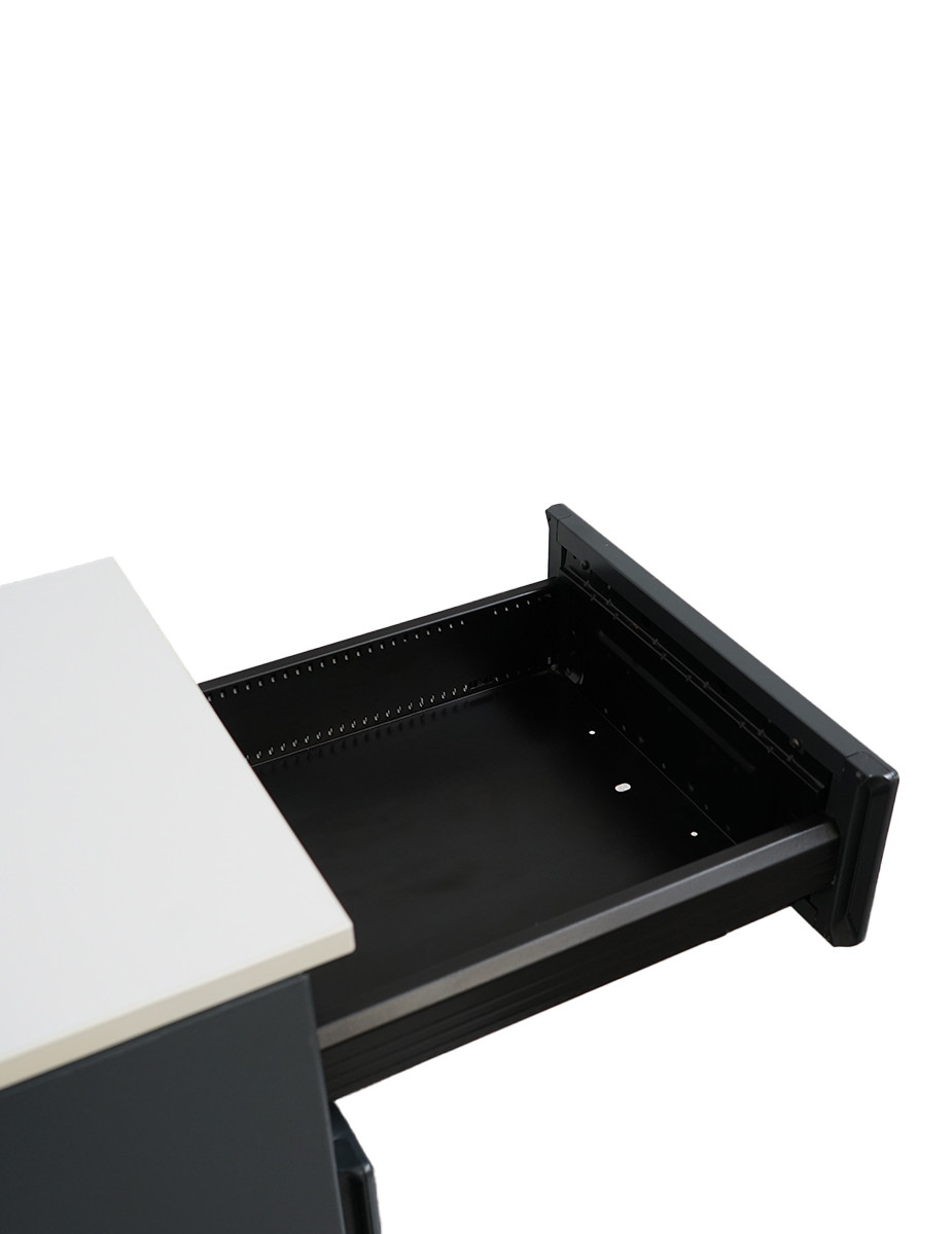 gallery-item